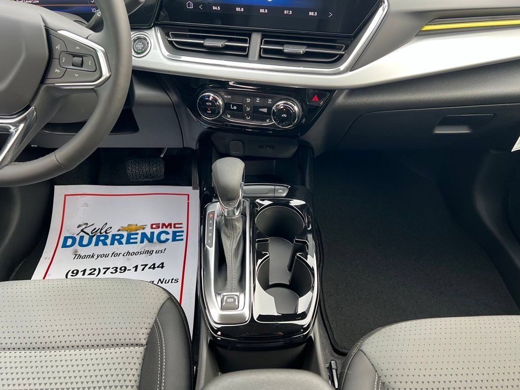 New 2026 Chevrolet Trax LT w/ Driver Confidence Package FWD image 19