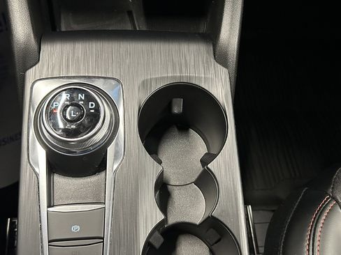 Used 2025 Ford Escape ST-Line Select w/ Tech Pack #2 AWD/4WD image 33