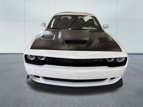 Used 2018 Dodge Challenger SRT Hellcat RWD image 6