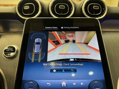 Certified 2025 Mercedes-Benz GLC 300 image 12