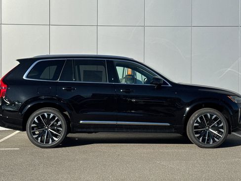 New 2026 Volvo XC90 B5 Plus w/ Protection Package image 6