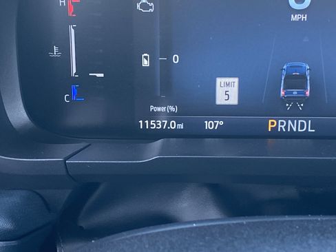 Used 2025 Ford Maverick Lariat AWD/4WD image 30