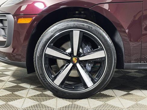 Certified 2026 Porsche Macan AWD/4WD image 39