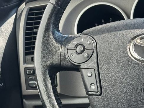 Used 2010 Toyota Tundra Limited w/ Memory Pkg AWD/4WD image 13