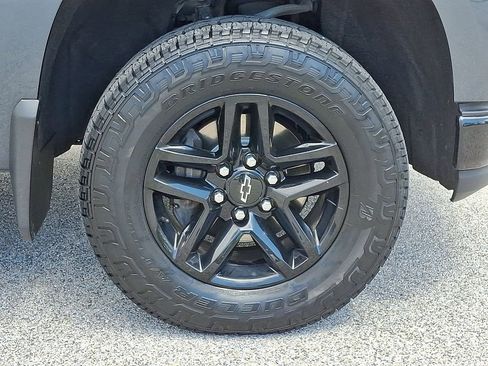 Used 2020 Chevrolet Silverado 1500 LT Trail Boss w/ Convenience Package AWD/4WD image 11