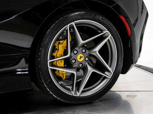 Used 2023 Ferrari F8 Tributo RWD image 68