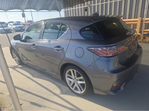 Used 2015 Lexus CT 200h FWD image 4