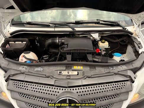 Used 2017 Mercedes-Benz Sprinter 2500 image 30
