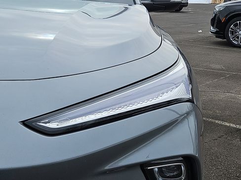 Used 2024 Buick Envista Preferred w/ Convenience I Package image 9