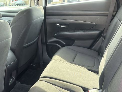 Used 2025 Hyundai Tucson SE image 29