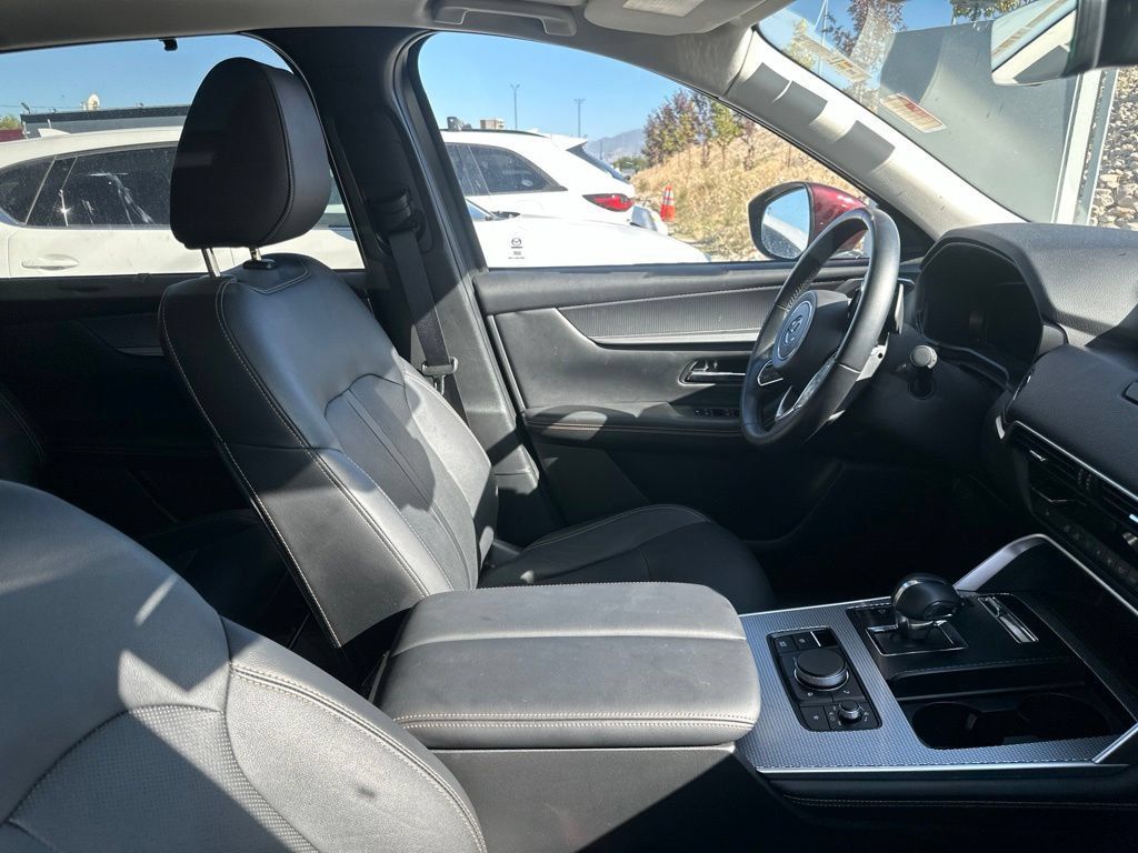 Used 2024 MAZDA CX-90 Plug-In Hybrid w/ Premium Pkg AWD/4WD image 8