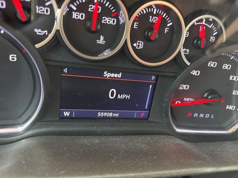 Used 2020 Chevrolet Silverado 1500 LT w/ Texas Edition image 10