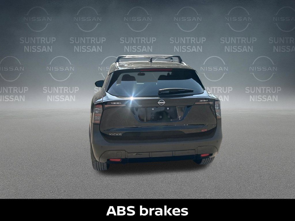 Certified 2026 Nissan Kicks SR FWD image 37