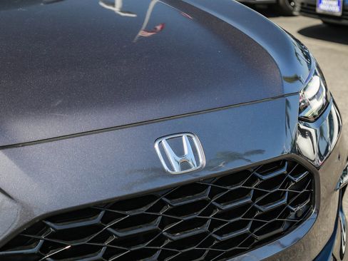 Used 2025 Honda HR-V EX-L image 13