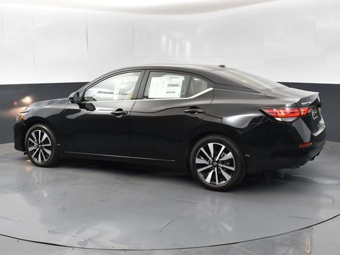 New 2025 Nissan Sentra SV w/ SV Premium Package image 5
