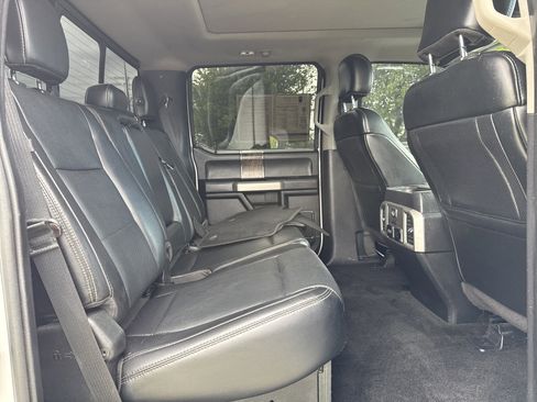 Used 2018 Ford F350 Lariat w/ Lariat Ultimate Package AWD/4WD image 25