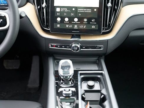 New 2026 Volvo XC60 B5 Plus w/ Climate Package AWD/4WD image 29