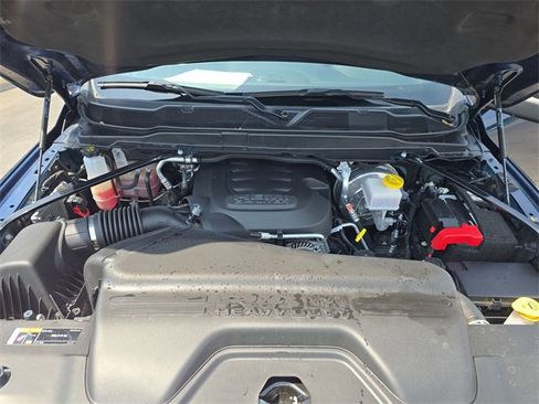 Used 2024 RAM 2500 Big Horn w/ Bed Utility Group image 11