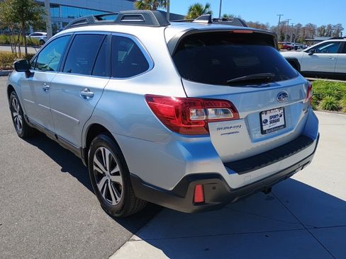 Used 2018 Subaru Outback 3.6R Limited image 7