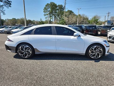 New 2025 Hyundai Ioniq 6 SEL image 2