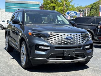 Used 2023 Ford Explorer Platinum w/ Technology Package
