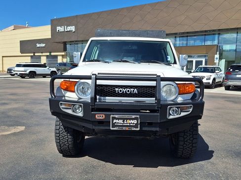 Used 2012 Toyota FJ Cruiser 4WD w/ Convenience Pkg image 8
