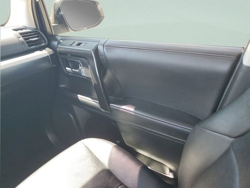 Used 2023 Toyota 4Runner TRD Off-Road Premium AWD/4WD image 13