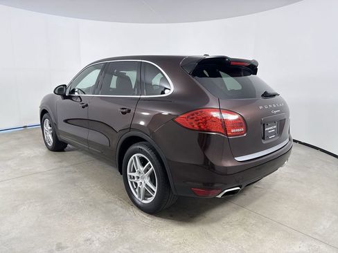 Certified 2014 Porsche Cayenne AWD/4WD image 3
