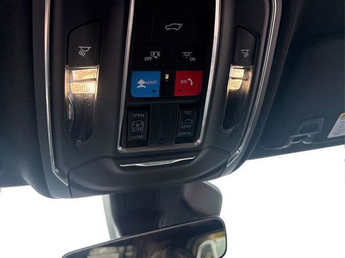 New 2026 Jeep Grand Cherokee Laredo X AWD/4WD image 18