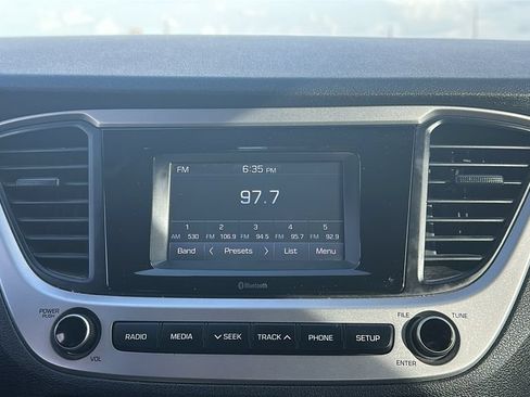 Used 2019 Hyundai Accent SE FWD image 23