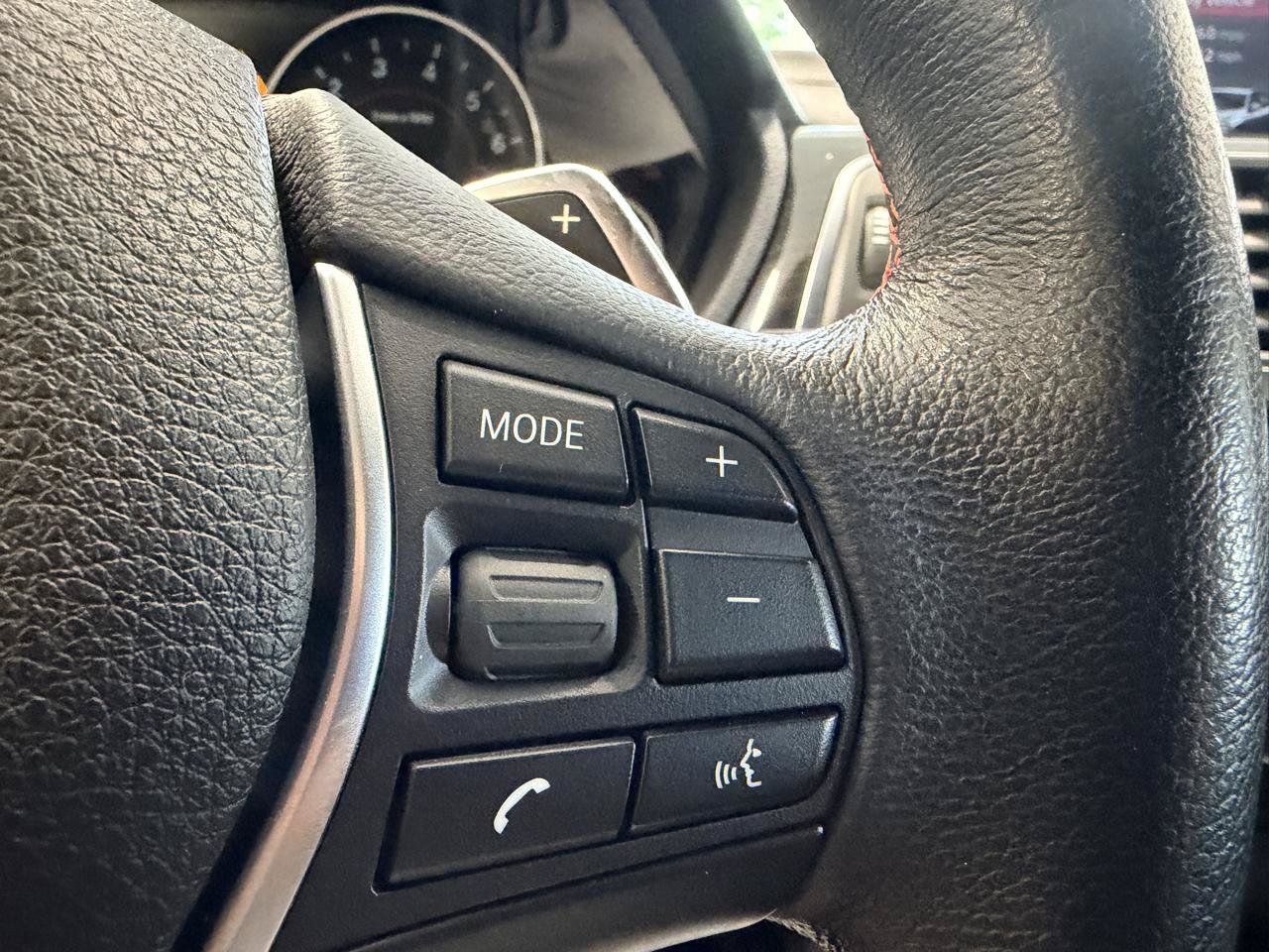 Used 2018 BMW 330i Sedan RWD image 29