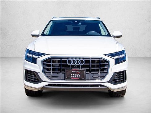 Used 2022 Audi Q8 Premium AWD/4WD image 2