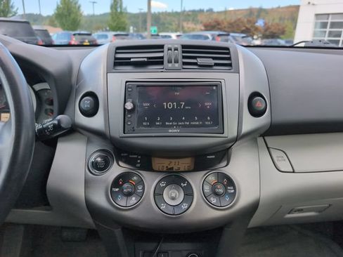 Used 2011 Toyota RAV4 Limited w/ Limited Extra Value Pkg AWD/4WD image 25