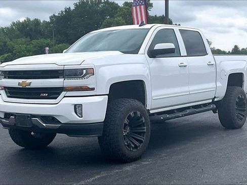 Used 2017 Chevrolet Silverado 1500 LT w/ All Star Edition AWD/4WD image 17