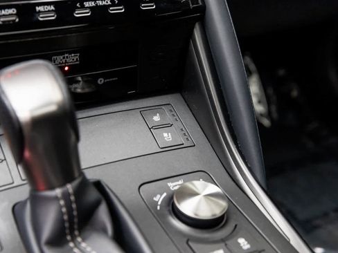 Used 2021 Lexus IS 350 F Sport w/ Dynamic Handling Package image 35