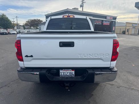 Used 2020 Toyota Tundra SR5 w/ SR5 Upgrade Package image 6