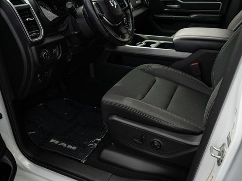 Used 2021 RAM 1500 Big Horn RWD image 17