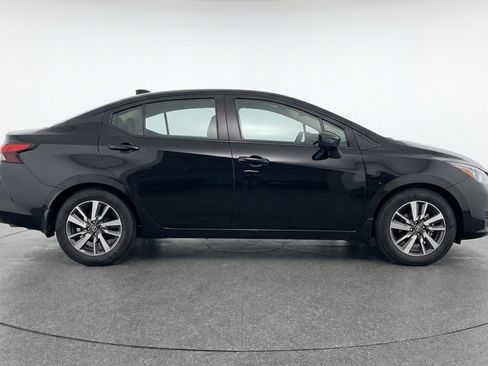 Used 2025 Nissan Versa SV image 11