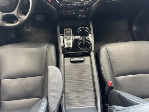 Used 2019 Honda Pilot Touring image 20
