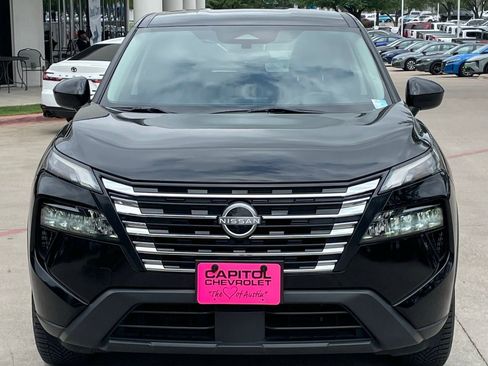 Used 2024 Nissan Rogue SV FWD image 7