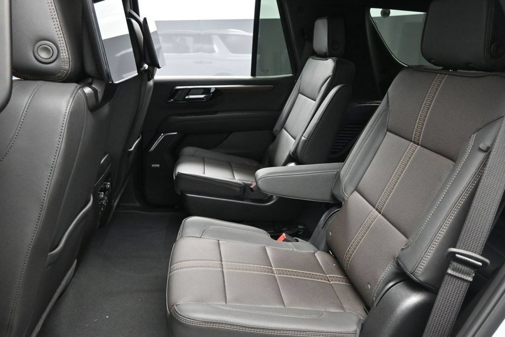 New 2026 Chevrolet Tahoe High Country AWD/4WD image 22