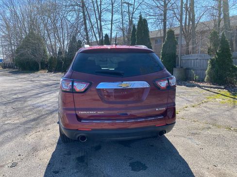 Used 2017 Chevrolet Traverse Premier image 4
