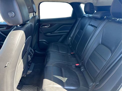 Used 2019 Jaguar F-PACE Prestige AWD/4WD image 10