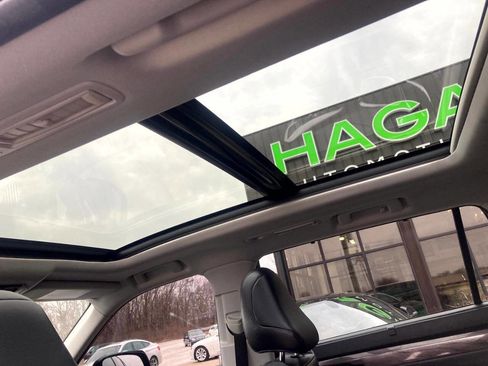 Used 2020 Toyota Highlander Platinum image 27