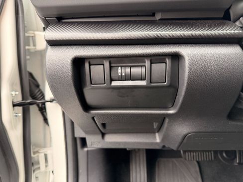 Certified 2025 Subaru Crosstrek 2.0i Premium image 18