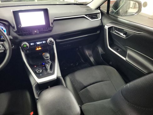 Certified 2025 Toyota RAV4 XLE image 16