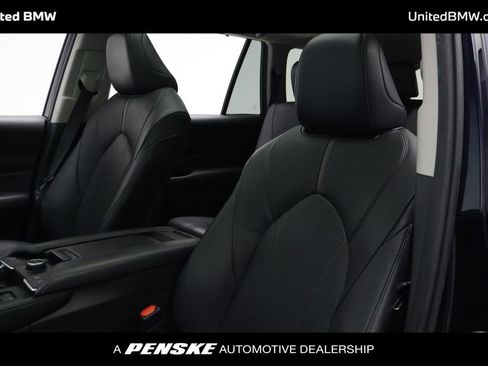 Used 2024 Toyota Grand Highlander AWD image 9