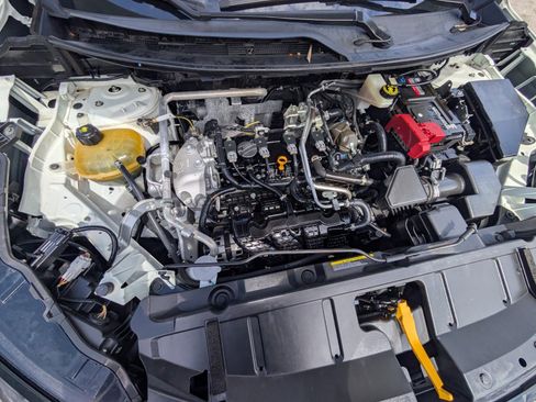 Used 2021 Nissan Rogue SV image 20