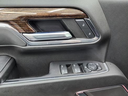 Used 2024 GMC Sierra 2500 SLE w/ SLE Value Package; image 40