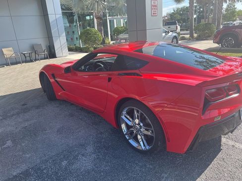 Used 2019 Chevrolet Corvette Stingray Coupe w/ Z51 1LT RWD image 3